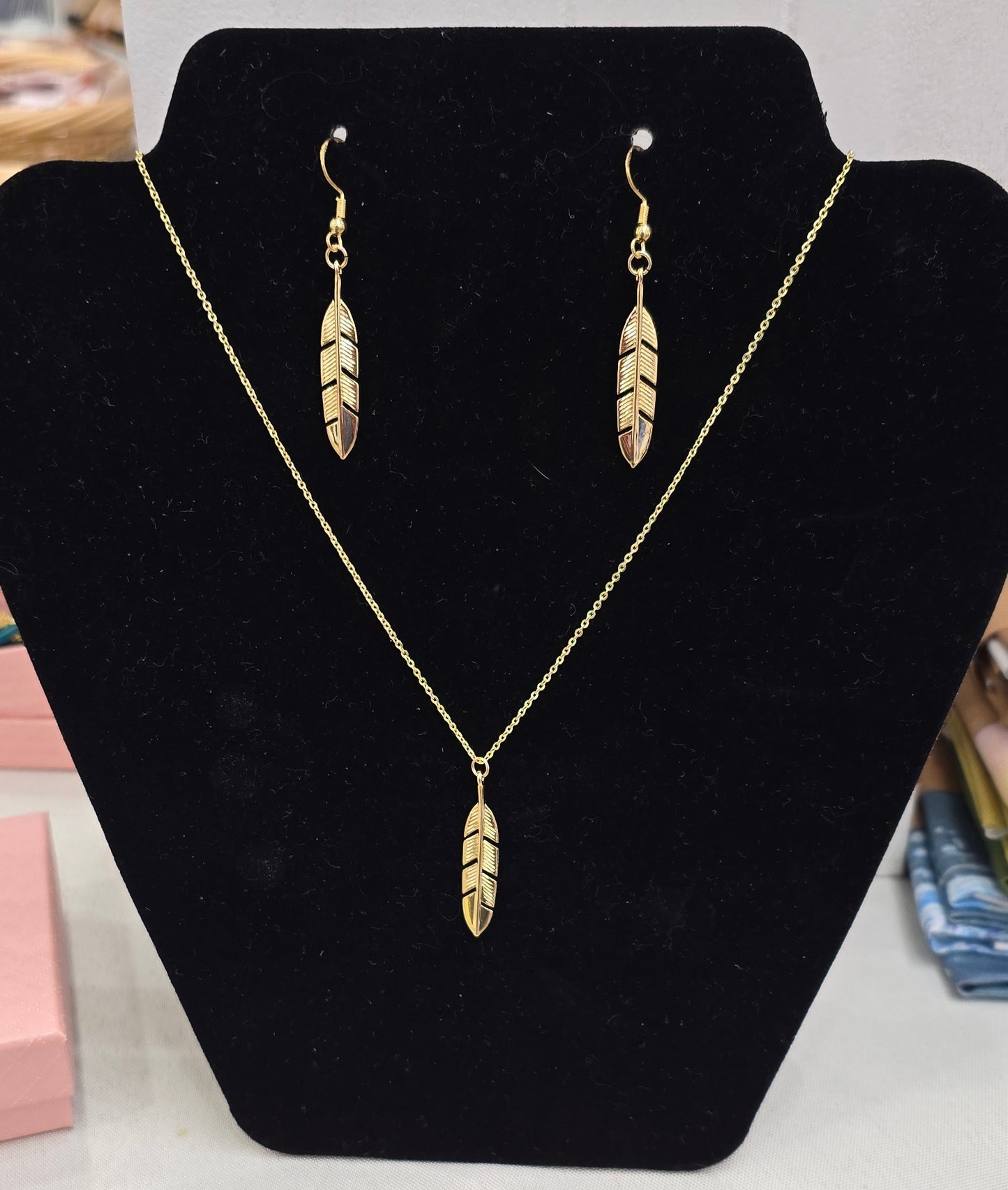 Handmade whimsical boho feather earrings and necklace set, nature, 18k gold plated