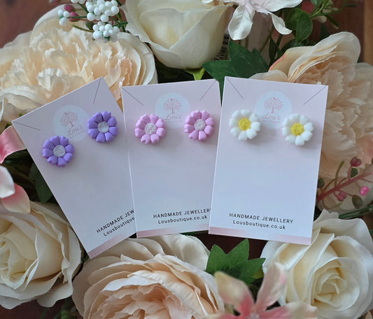 Handmade mini daisy sterling silver earring studs |Polymer clay earrings | summer statement earrings | light weight earrings