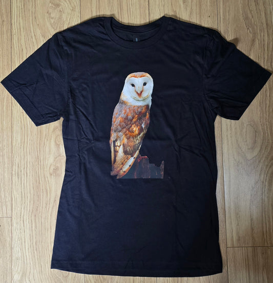 Luxury 100% cotton soft touch digitally printed Barn Owl T-shirt in unisex Size small, medium or large. Unique T-shirt printed with my own photography